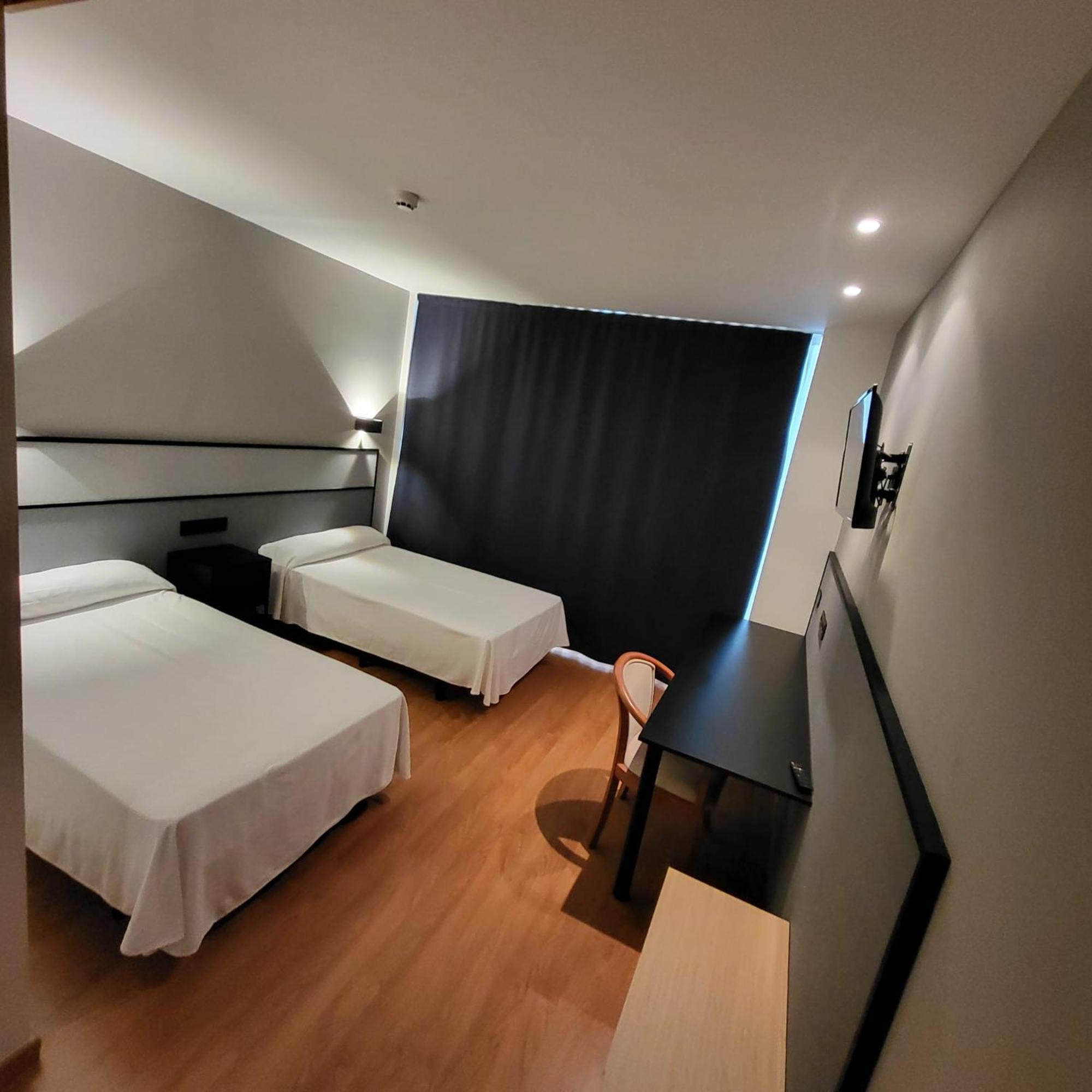 Hotel Torcal Guadalajara Extérieur photo